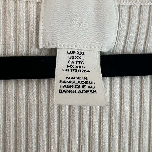 Rib Knit Short Sleeve Crop Top - WORN ONCE - Picture 2 of 2